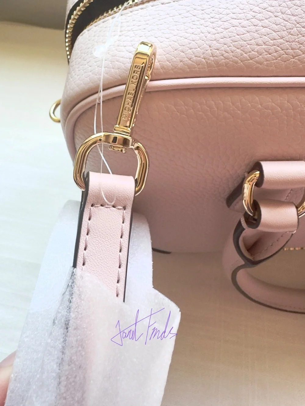 NWT 🌸 Michael Kors Thompson Pebbled Leather Satchel